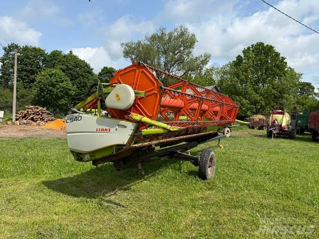 CLAAS Avero 240 Combine Harvesters