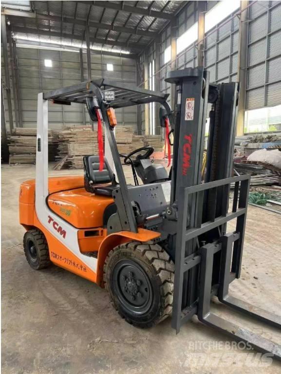 TCM FD 30 Diesel Forklifts