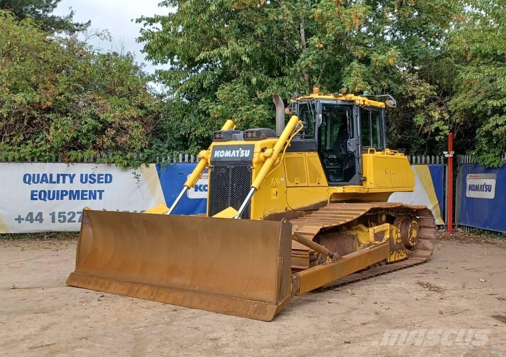 Komatsu D65PX-18E0 Crawler dozers