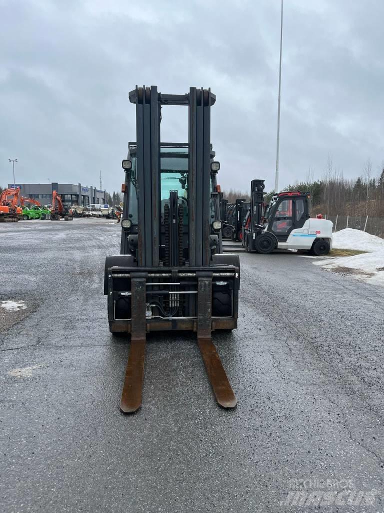 Nissan WG1F4A50Y Diesel Forklifts