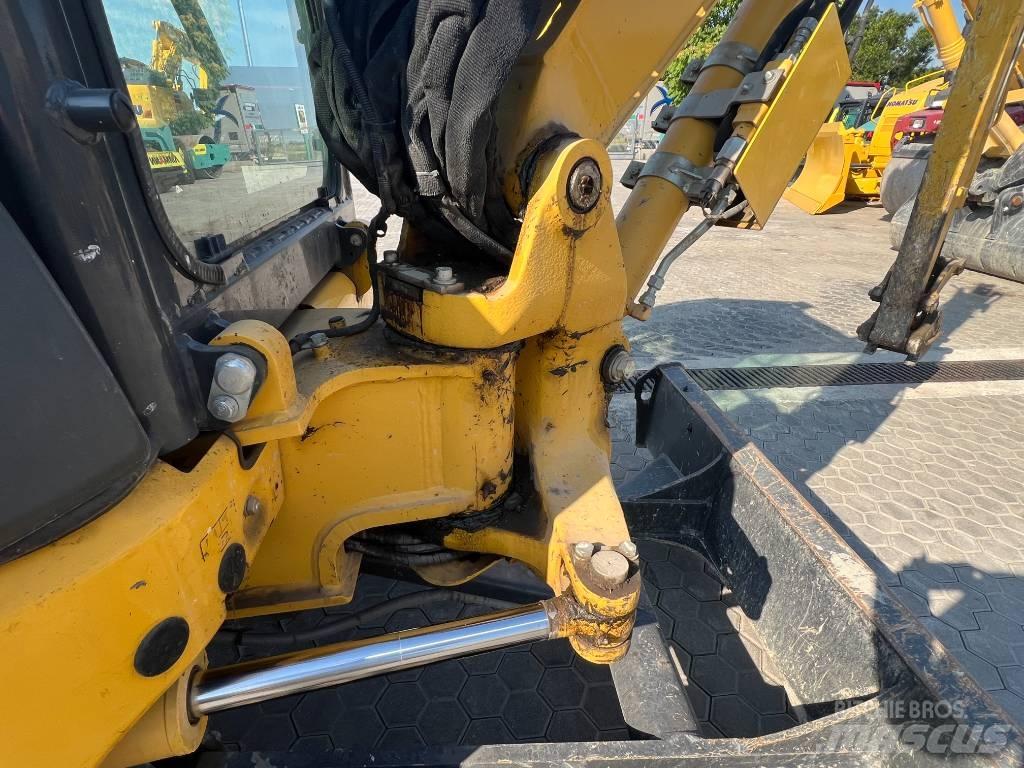 Komatsu PC 30 MR-5 Mini Excavators <7t (Mini Diggers)