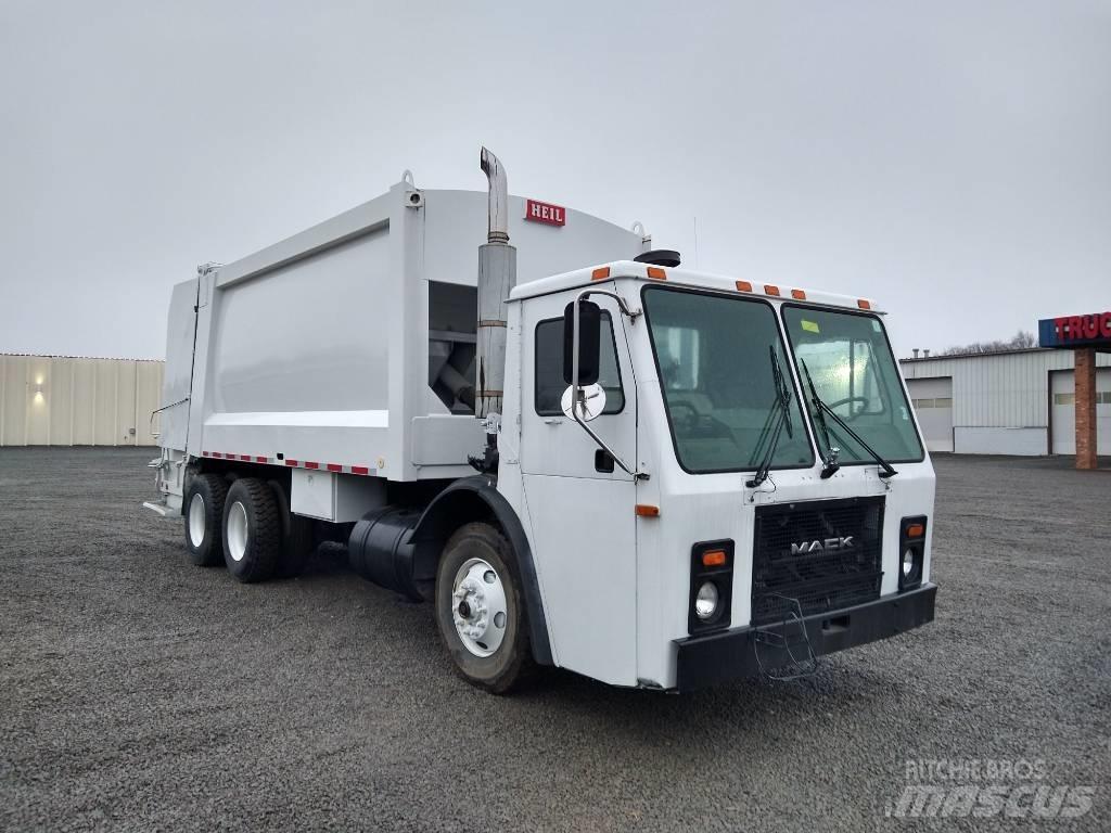 Mack LE613 Garbage Trucks / Recycling Trucks