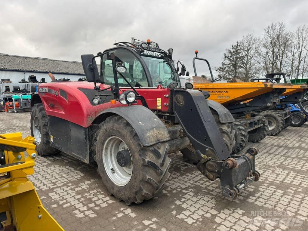 CASE Farmlift Telescopic Handlers