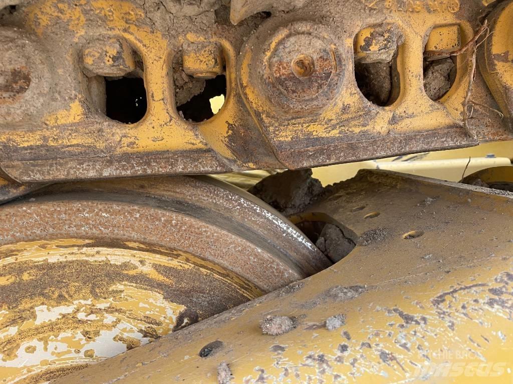 CAT D 6 T EPA Crawler dozers