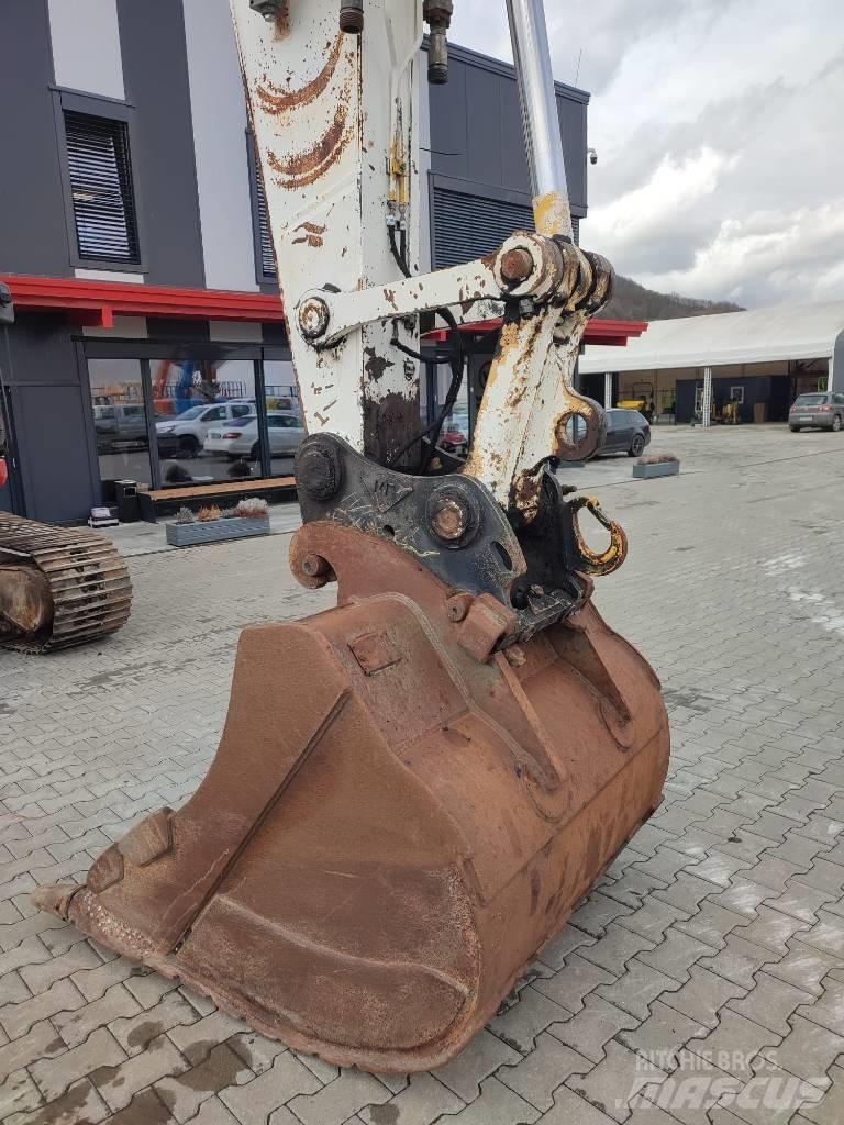 Komatsu PC210 LC-8 Crawler Excavators