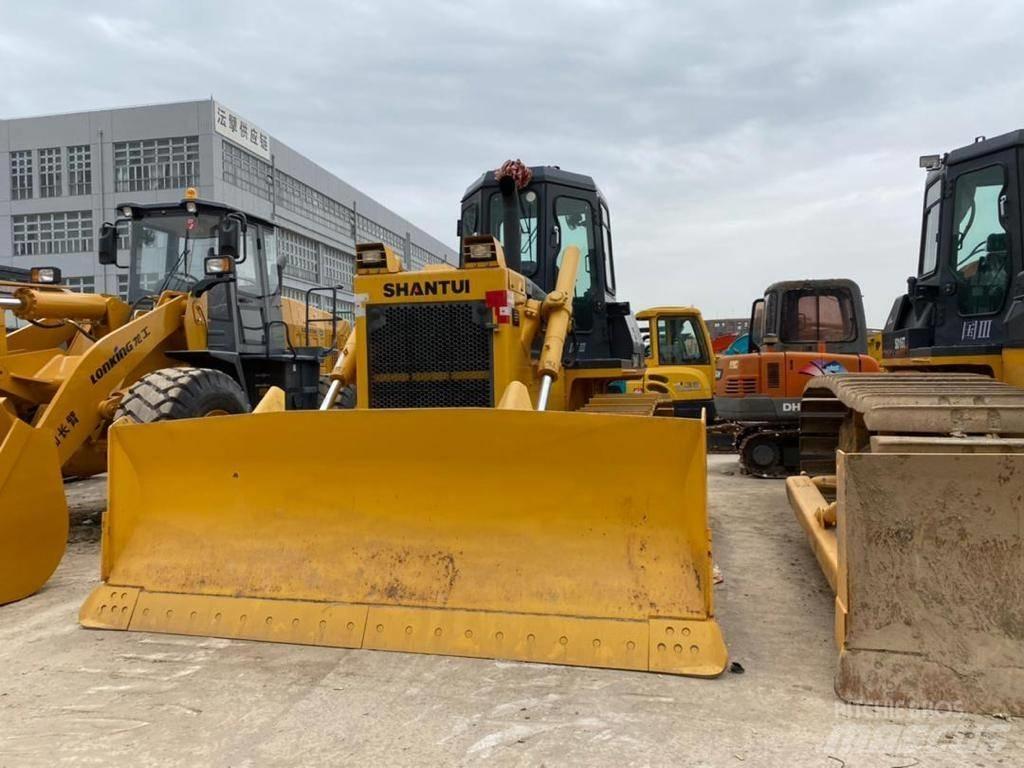 Shantui SD16 Crawler dozers