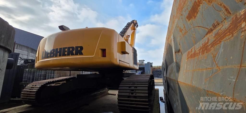 Liebherr R 934 C EW Waste / Industry Handlers