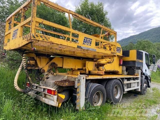Iveco TRAKKER Boom / Crane / Bucket Trucks