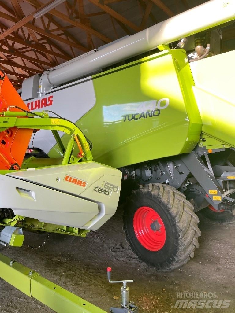 CLAAS Tucano 440 Combine Harvesters
