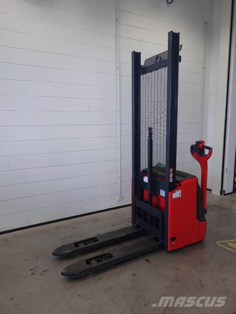 Linde L12i/1172 Pedestrian stacker