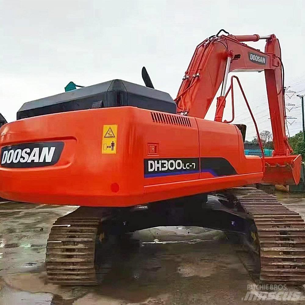 Doosan 300 Crawler Excavators