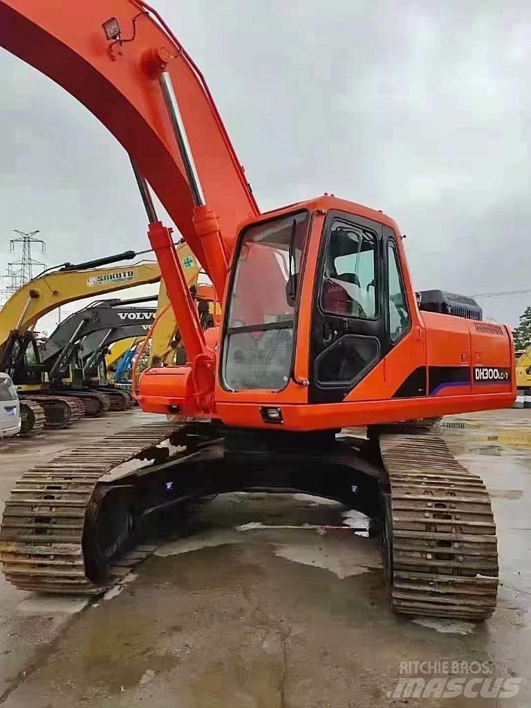Doosan 300 Crawler Excavators
