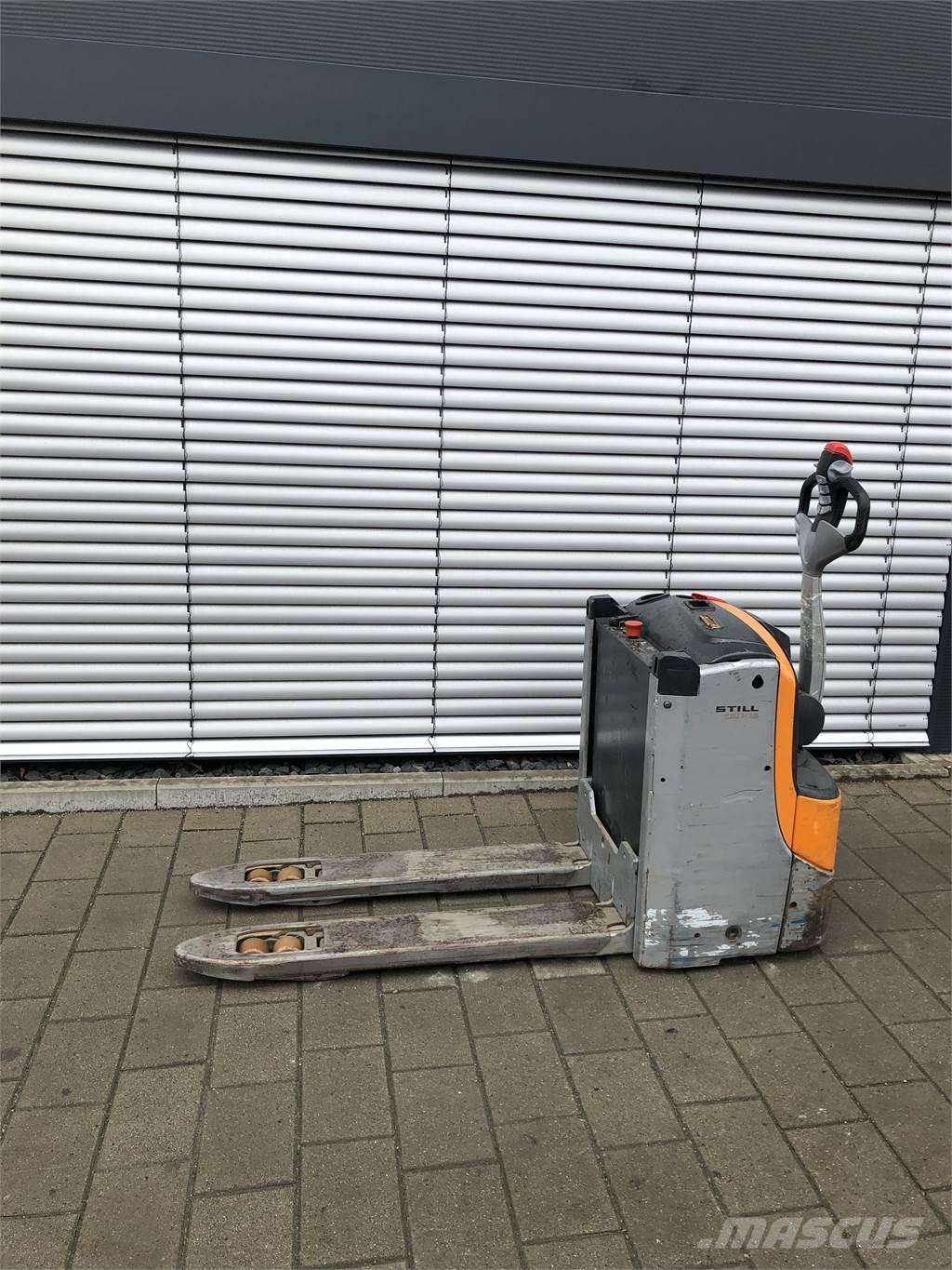 Still EXU-H18 Low lifter