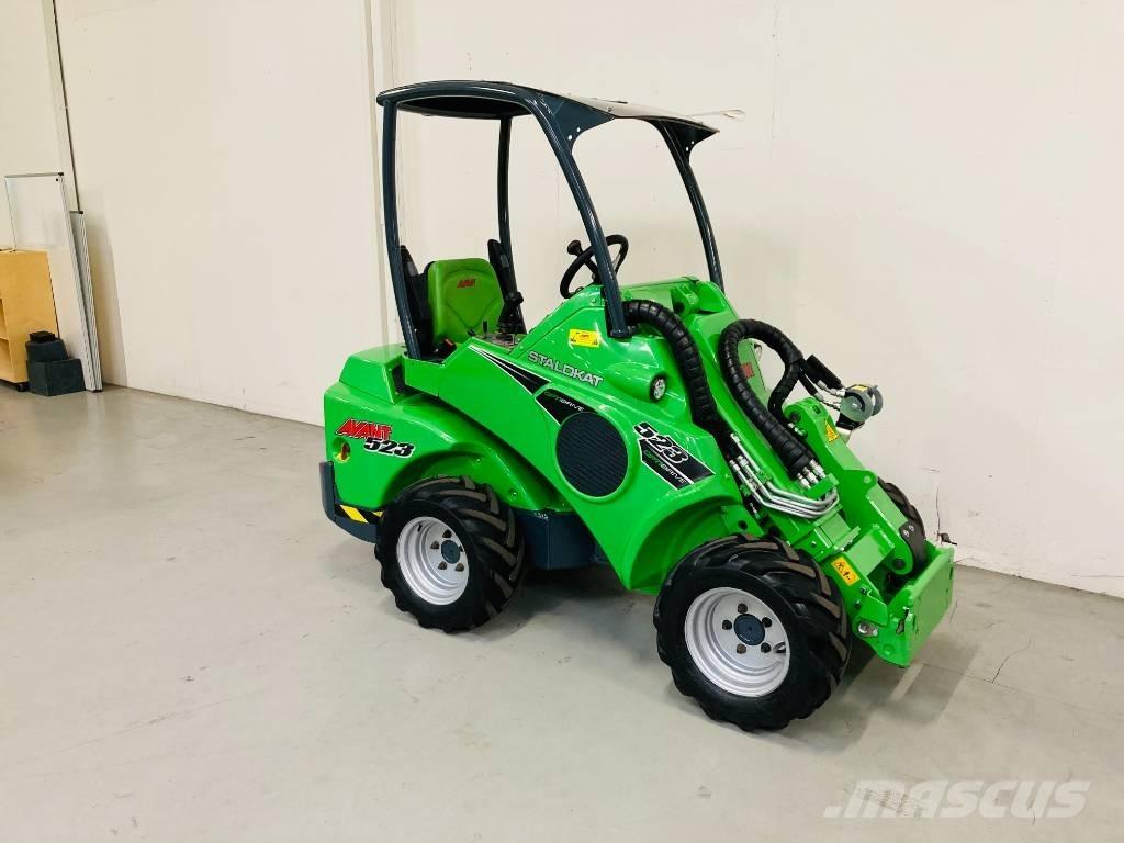 Avant 523 Mini Loader
