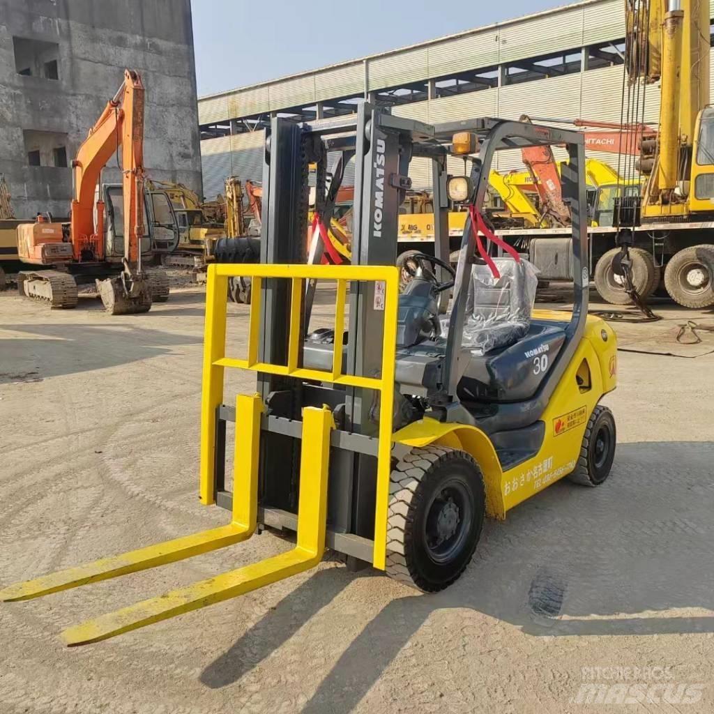 Komatsu FD 30 Diesel Forklifts