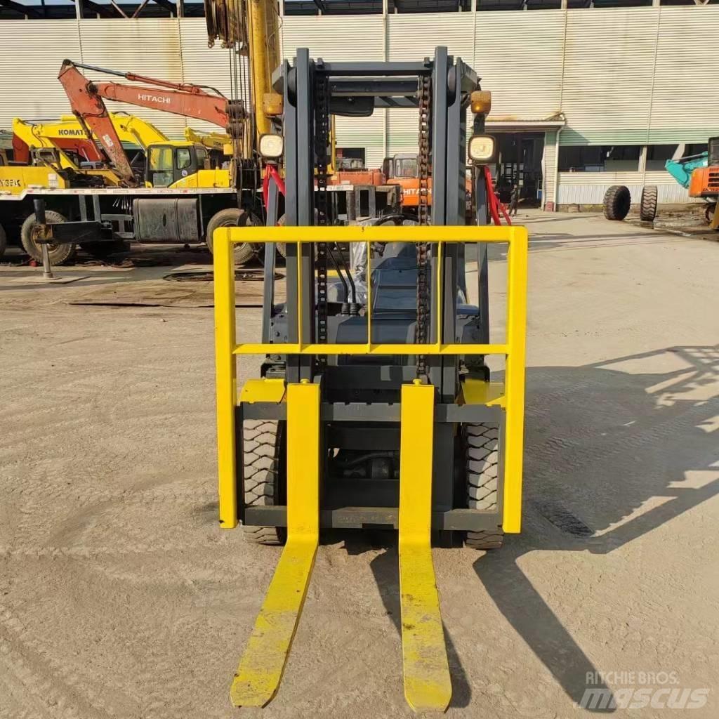 Komatsu FD 30 Diesel Forklifts