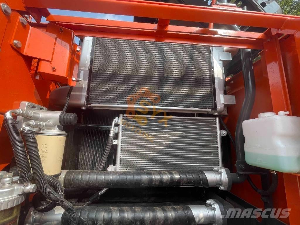 Doosan DX 300 Crawler excavators
