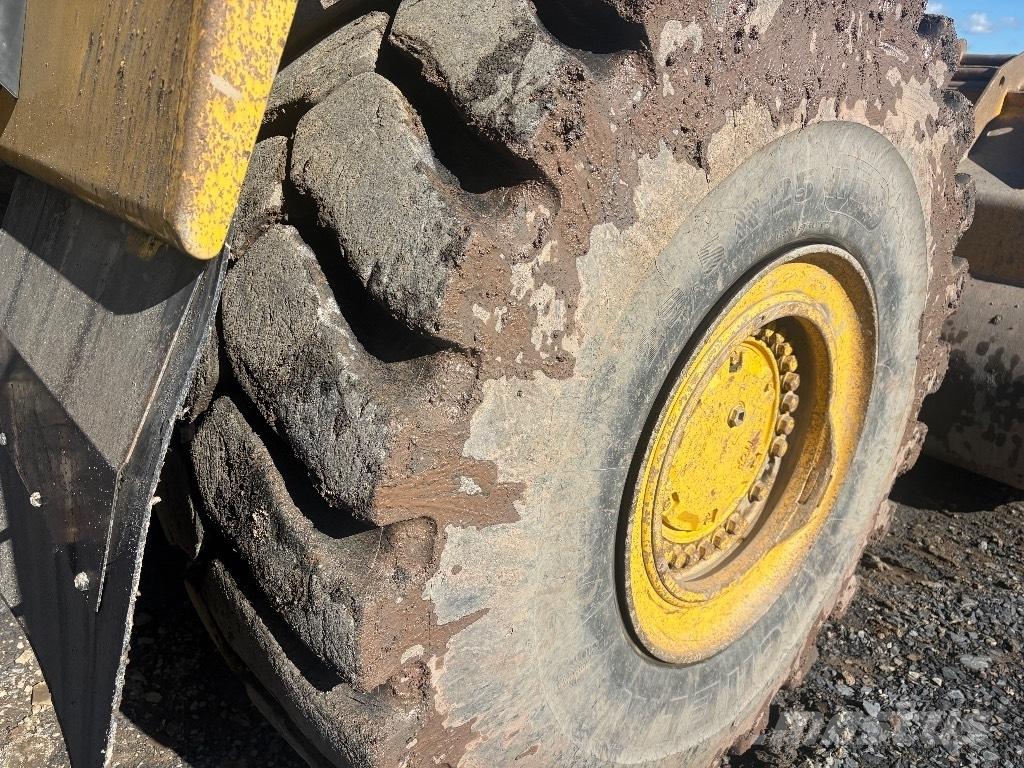 Komatsu WA 500-7 Wheel Loaders