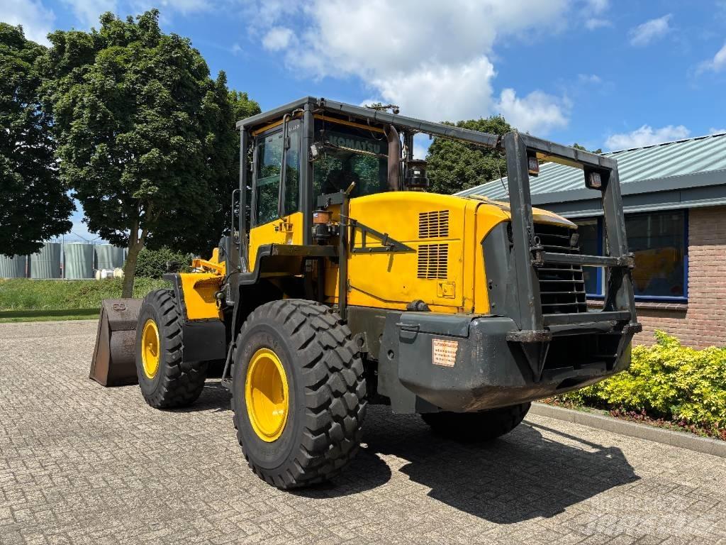 Komatsu WA 320-5 Wheel Loaders