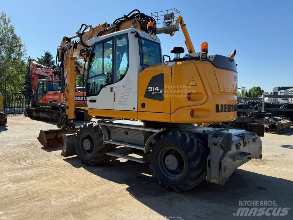 Liebherr A 914 Wheeled Excavators