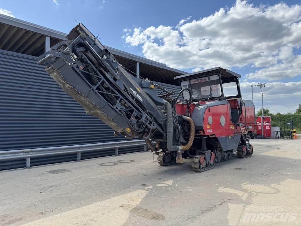 Wirtgen W 150 Asphalt cold milling machines