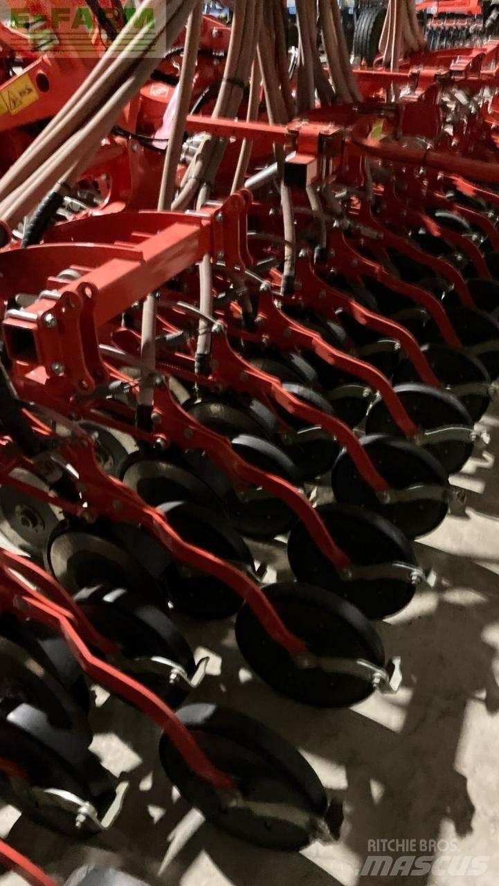 Kuhn HR5004 Drills