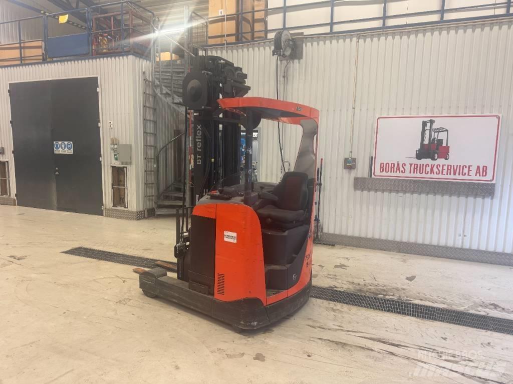 BT Toyota RRE 160 Reach trucks