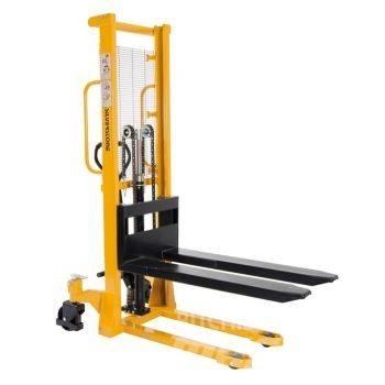  Pinoamisvaunu 1600mm Manual Pallet Stacker