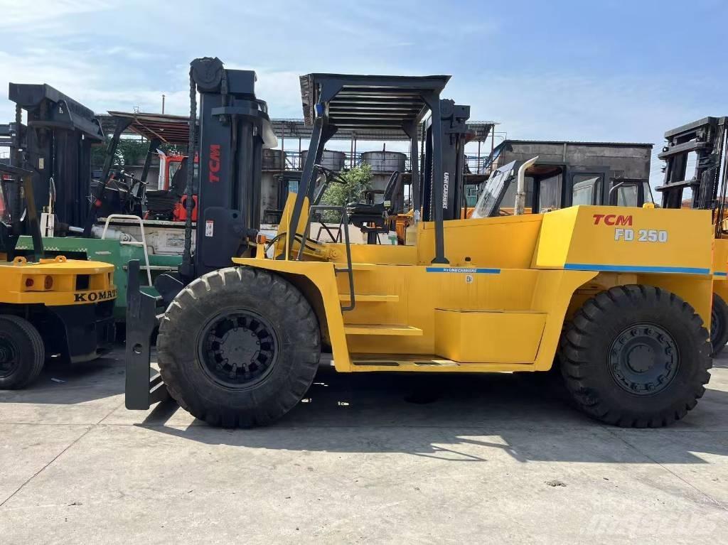 TCM FD 25 Diesel Forklifts