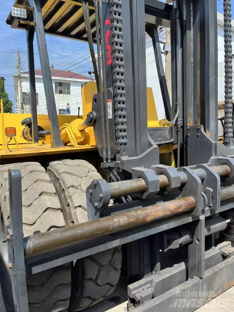 TCM FD 25 Diesel Forklifts