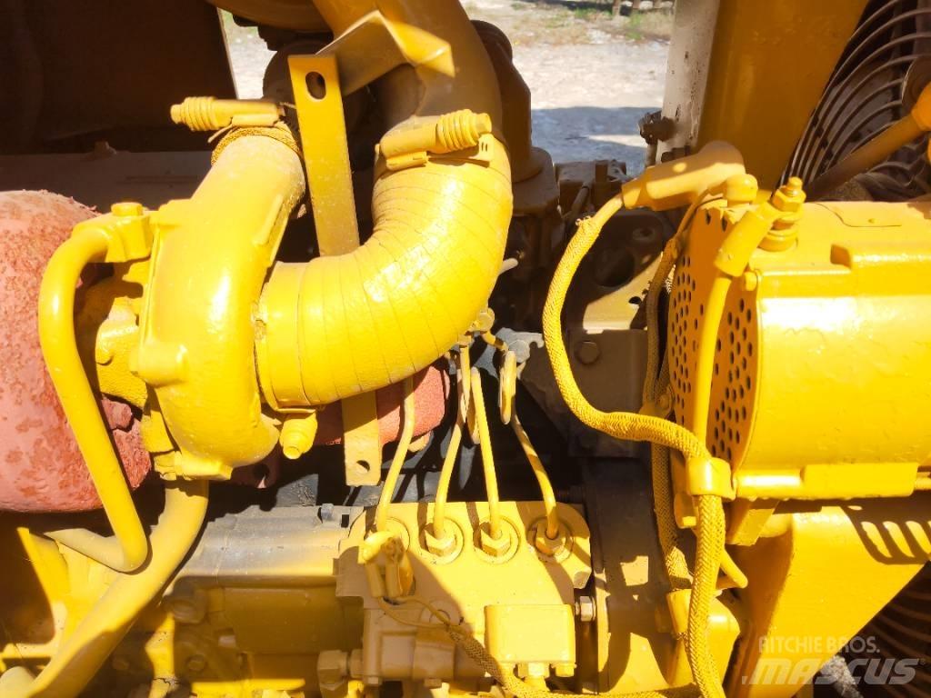 CAT D 4 H Crawler dozers