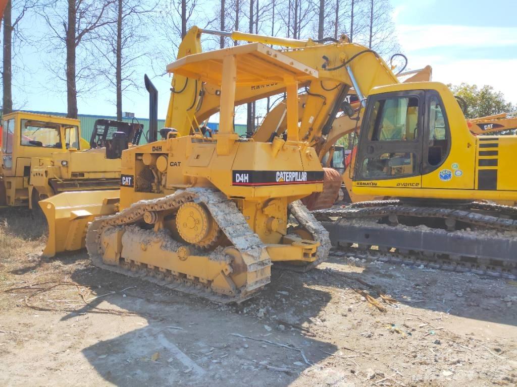 CAT D 4 H Crawler dozers