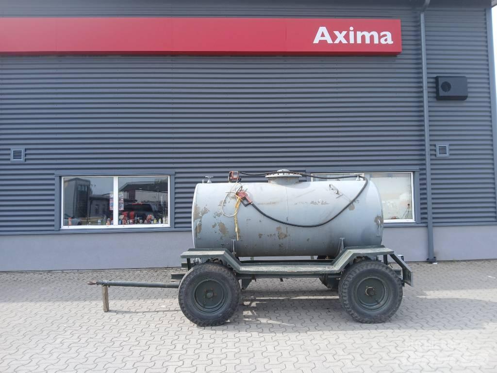  Tankvagn 2-kubik Other Trailers