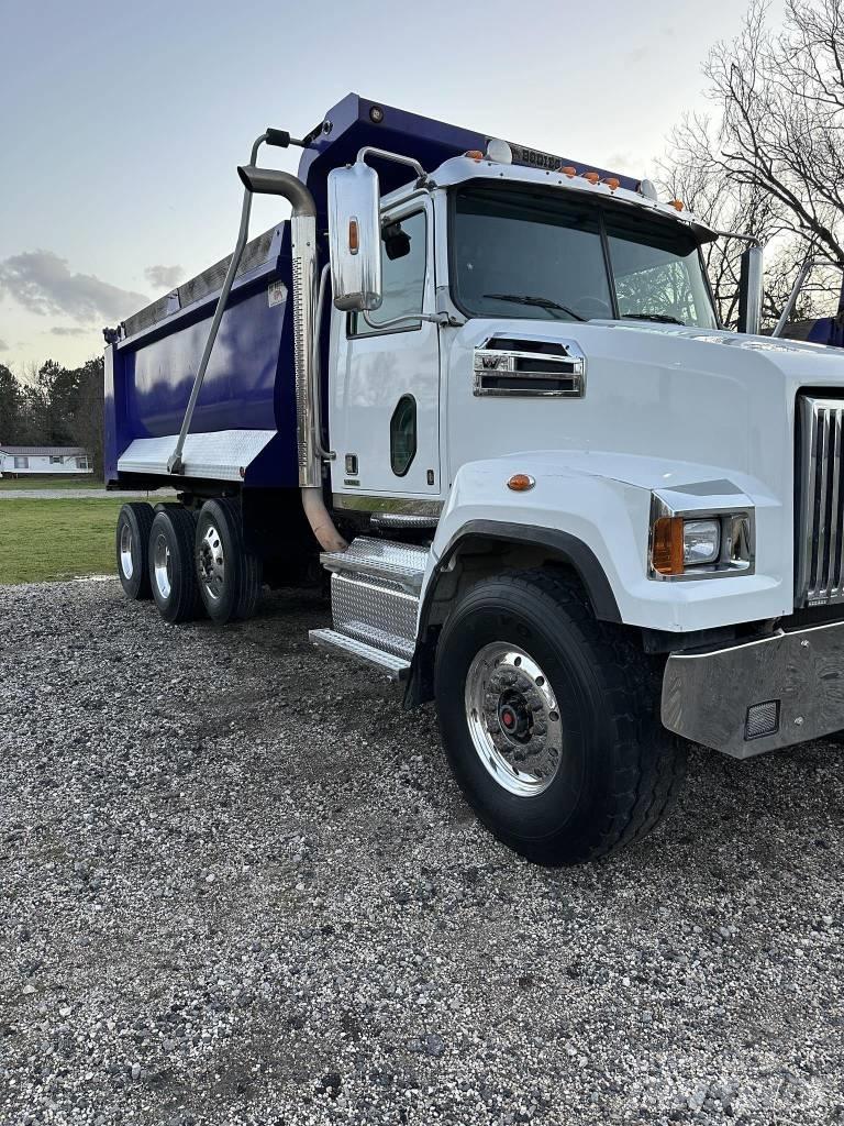 Western Star 4700 Dump Trucks