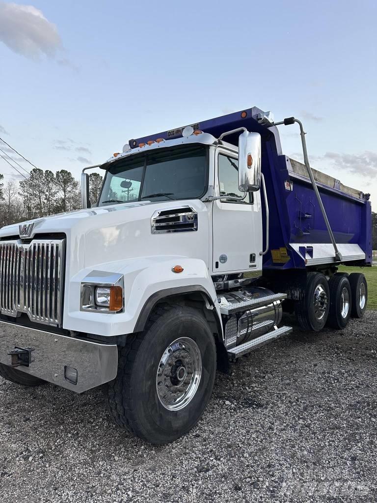 Western Star 4700 Dump Trucks