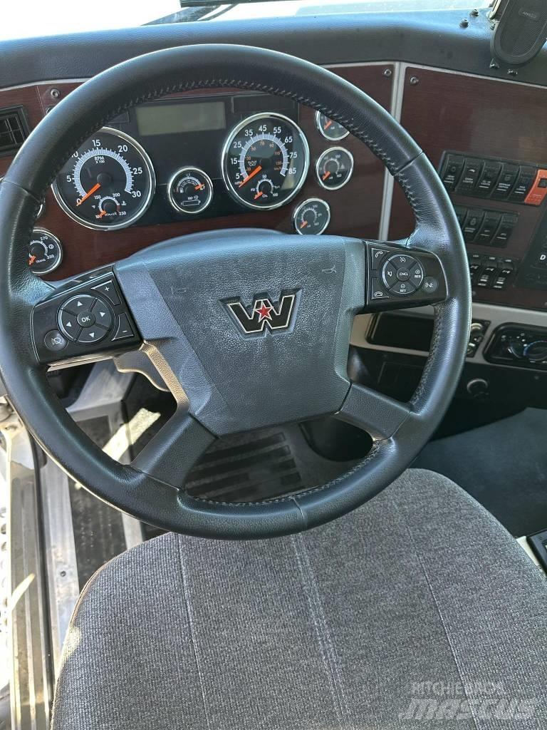Western Star 4700 Dump Trucks