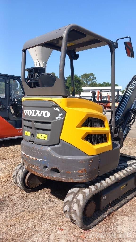 Volvo EC 27 D Mini Excavators <7t (Mini Diggers)