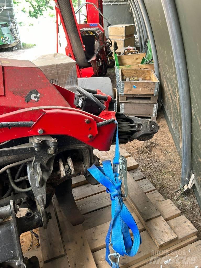 Komatsu C 144 Harvester Heads