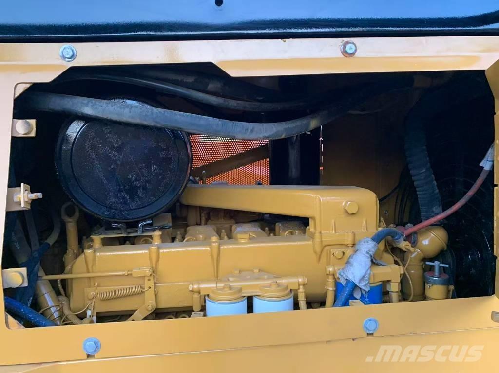 CAT D 6 G Crawler dozers