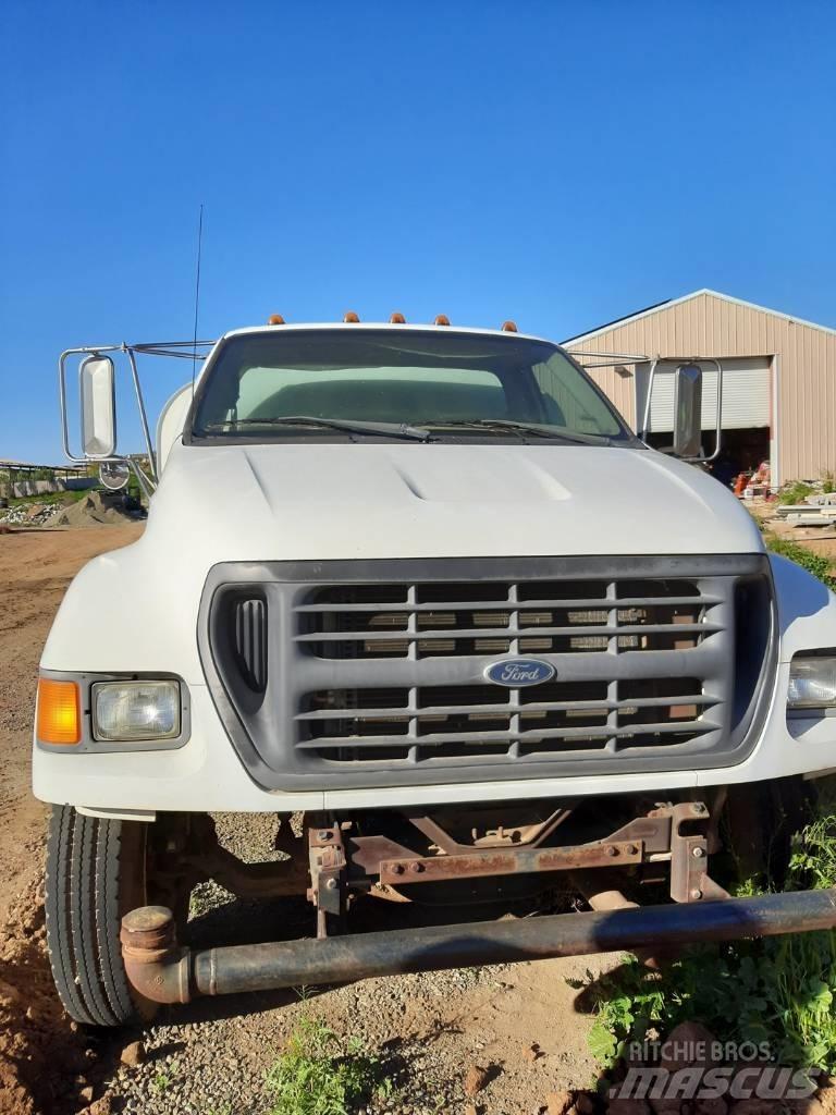 Ford F 750 Water Tankers