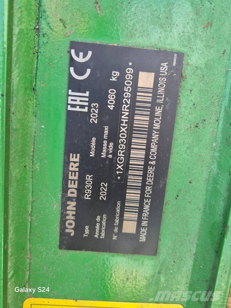John Deere R930R Mowers