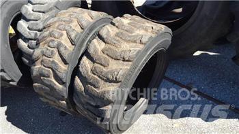 Bobcat Pneus 10-16.5 Tires, wheels and rims