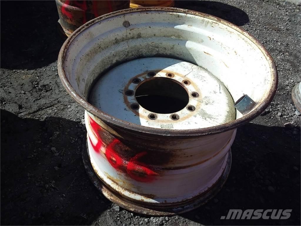 Skogsjan 695 24x34 Tires, wheels and rims