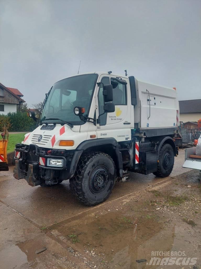 Unimog U400 Utility Machines
