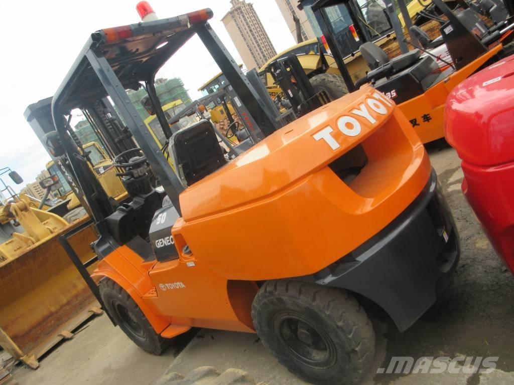 Toyota FD 30 Diesel Forklifts