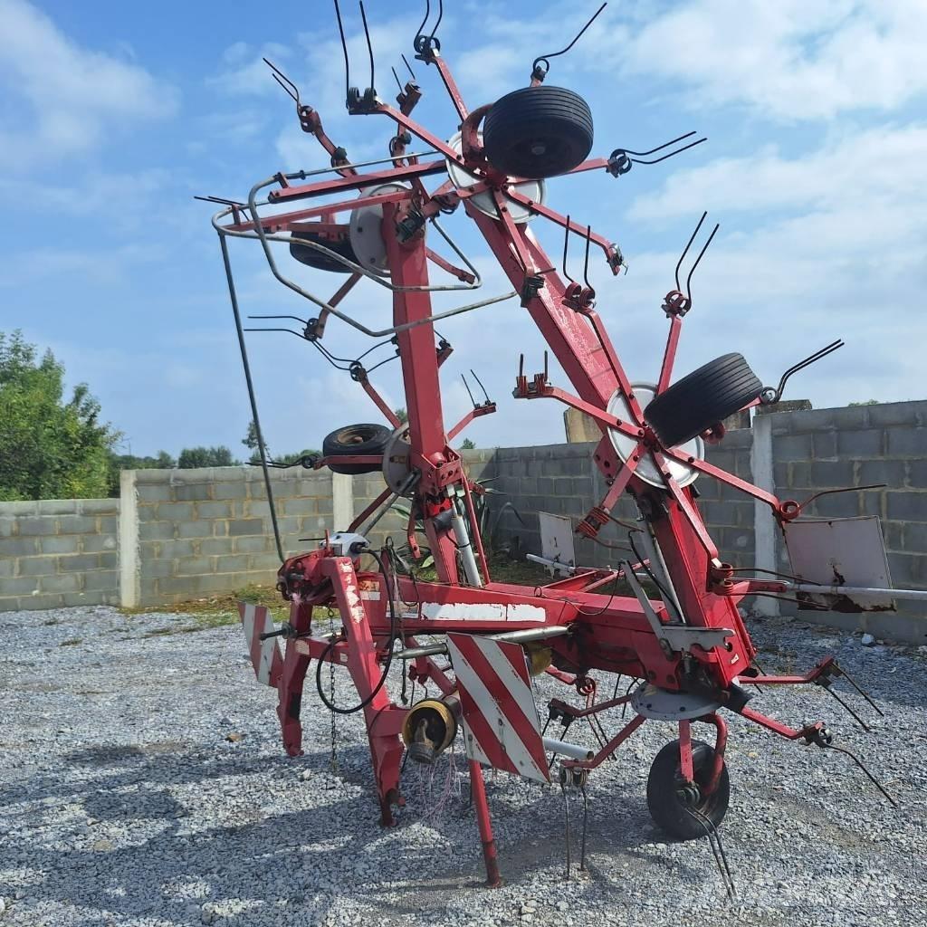 Kverneland Z765 Rakes and tedders