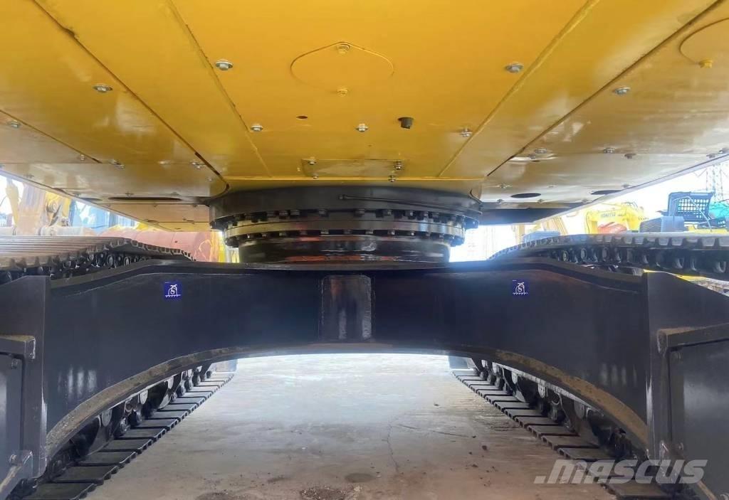Komatsu PC 400-7 Crawler Excavators