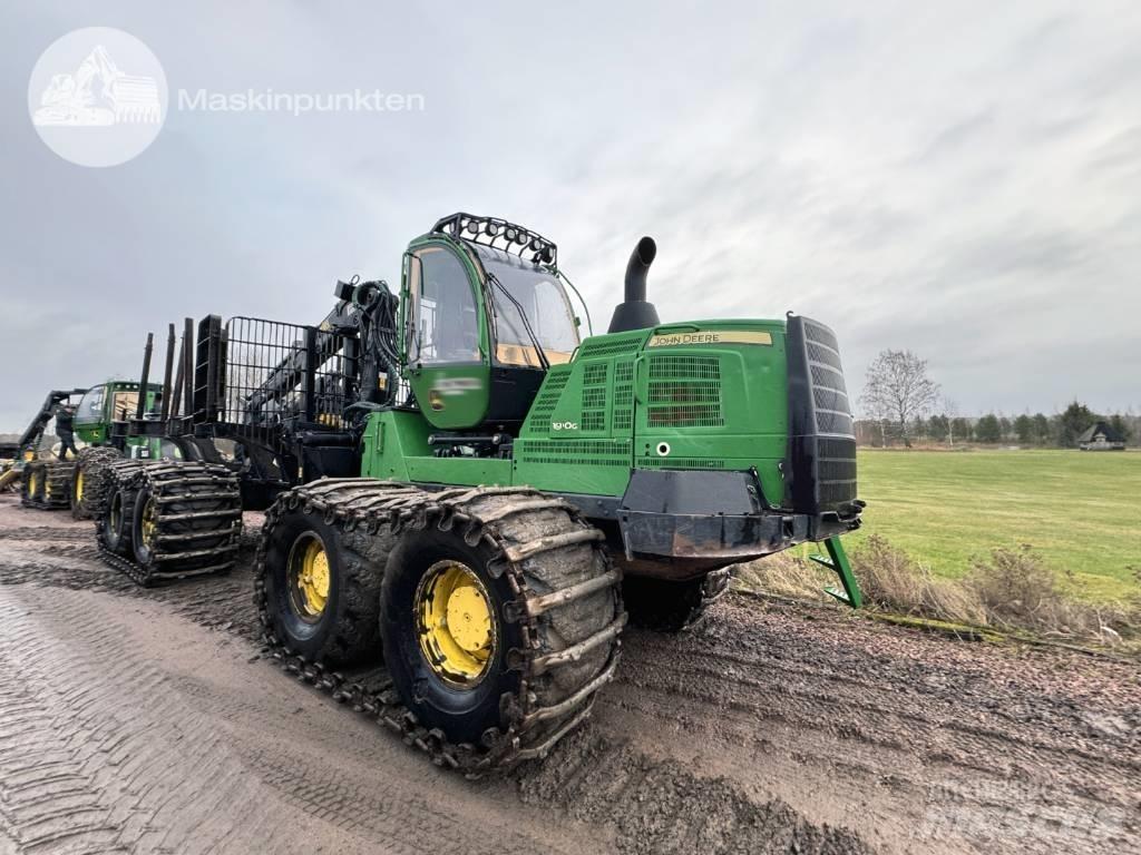 John Deere 1910 G Forwarders