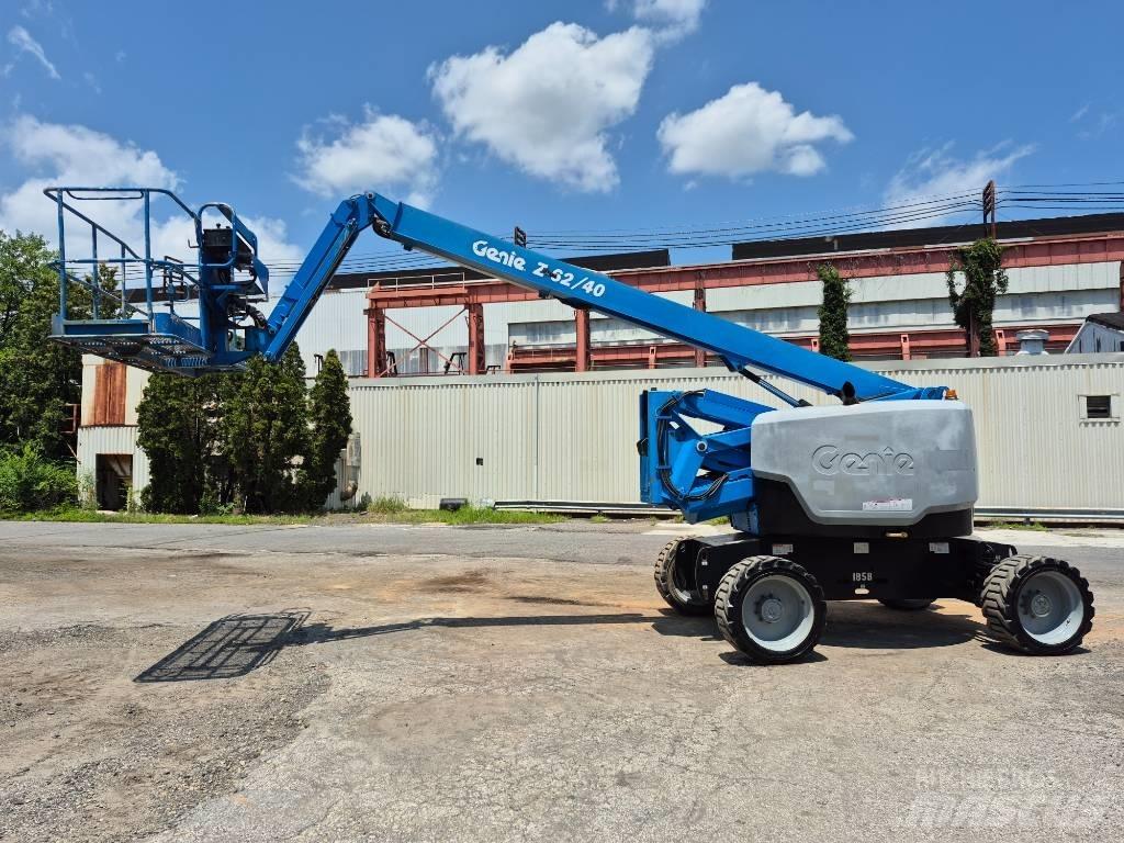 Genie Z 62/40 Articulated boom lifts