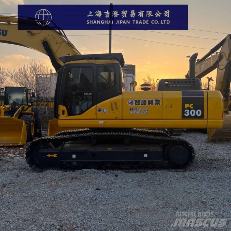 Komatsu PC 300 Crawler Excavators